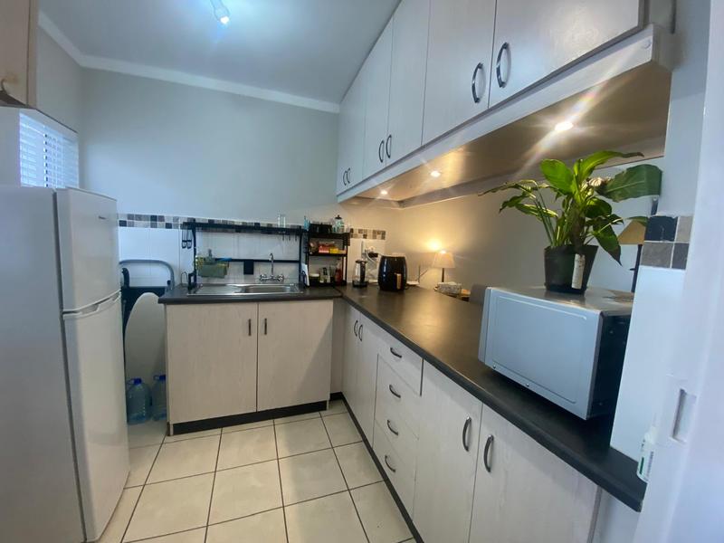 1 Bedroom Property for Sale in Observatory Western Cape